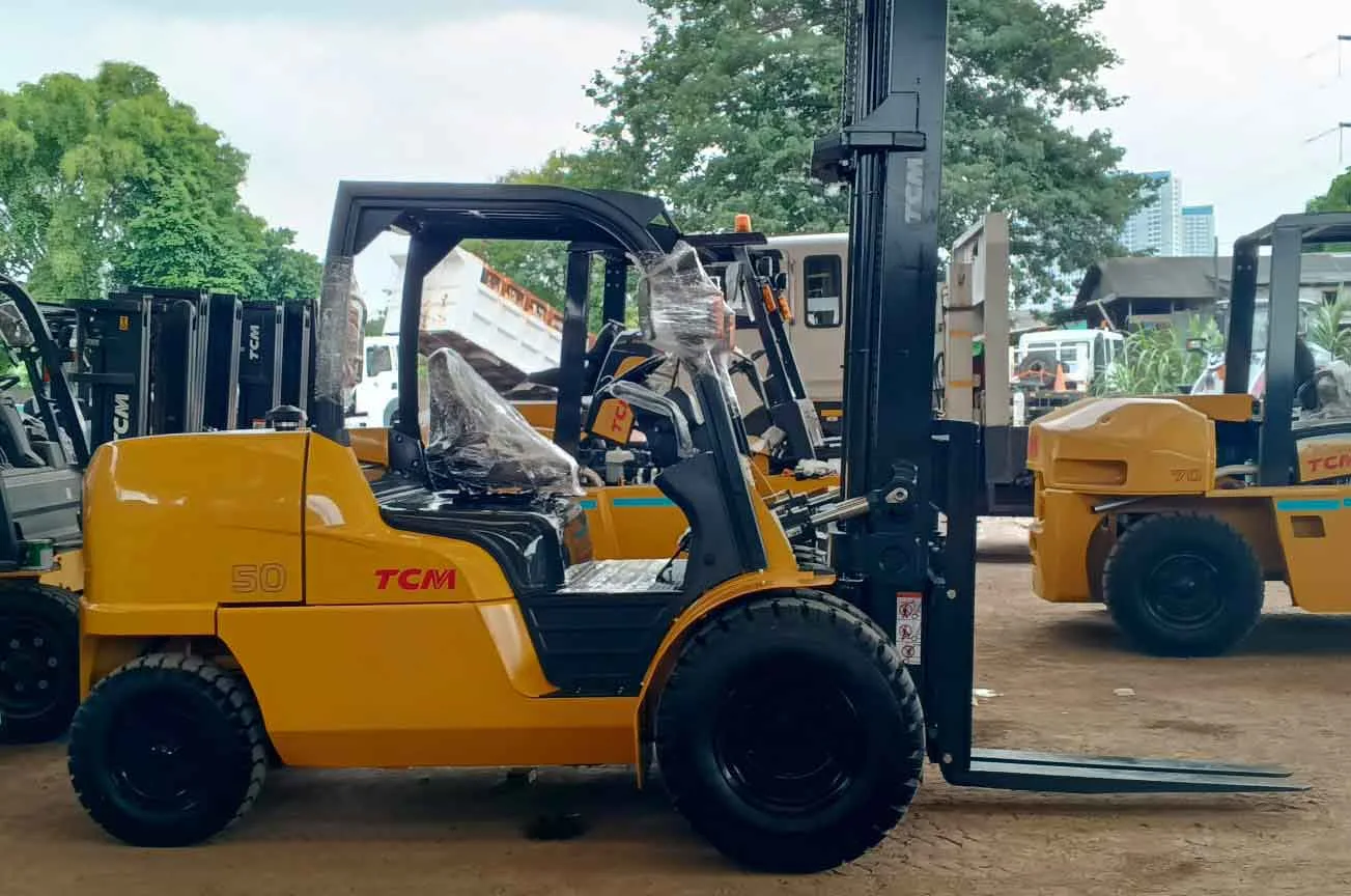 Butuh Forklift 5 ton? Kami siap melayani!