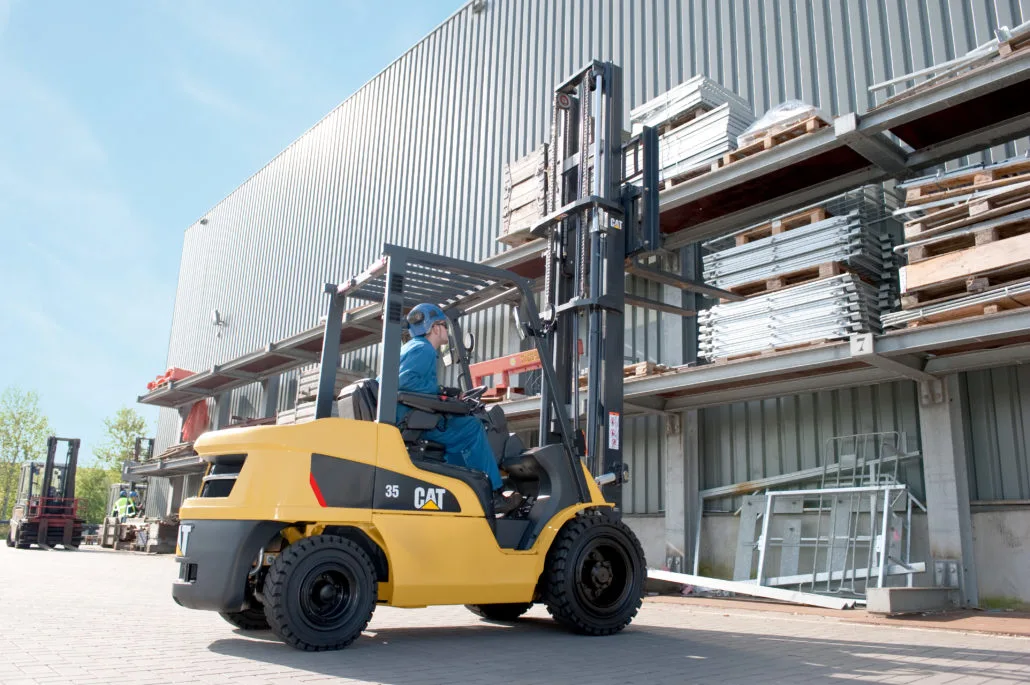 Pusat Forklift, Siap Kirim ke Makassar